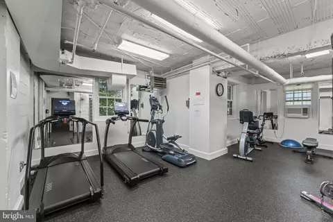 2737 Devonshire Pl NW #428, Washington, DC 20008 photo 27