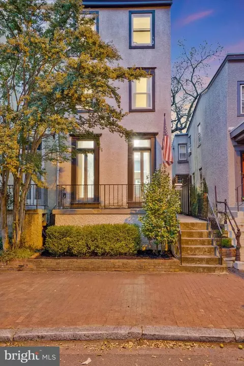 405 11th St SE, Washington, DC 20003
