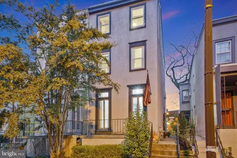 405 11th St SE, Washington, DC 20003 photo 4