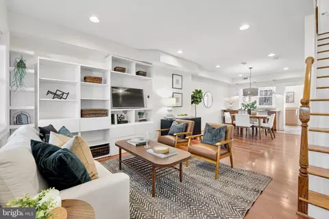 412 Delafield Pl NW, Washington, DC 20011