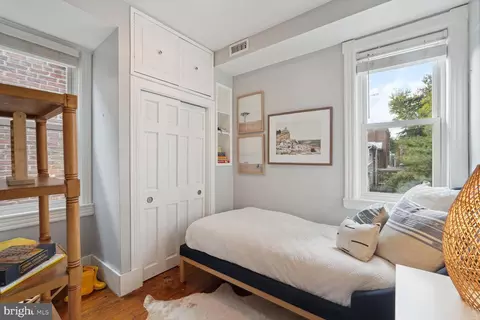 547 4th St SE, Washington, DC 20003 photo 15