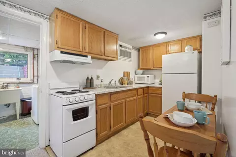 1507 Foxhall Rd NW, Washington, DC 20007 photo 18