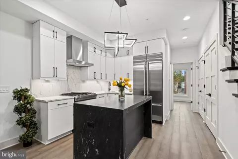 256 15th St SE #7, Washington, DC 20003 photo 11