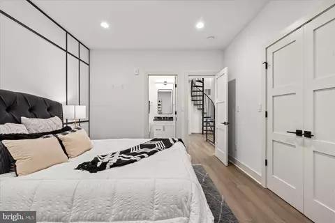 256 15th St SE #7, Washington, DC 20003 photo 24