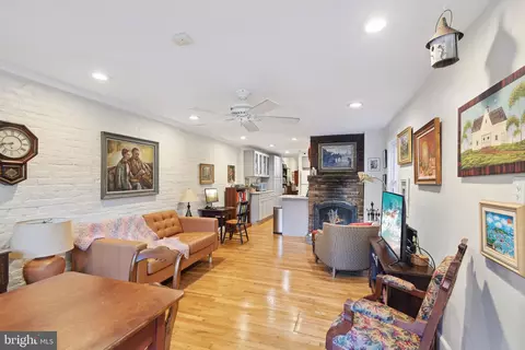 114 6th St SE, Washington, DC 20003 photo 10