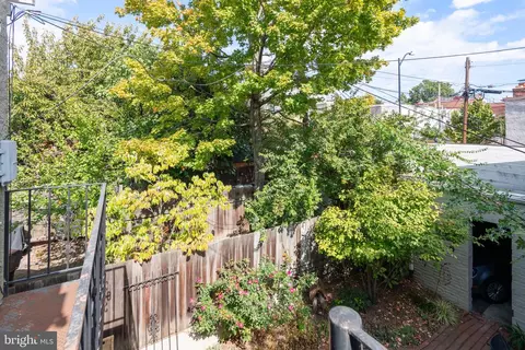 114 6th St SE, Washington, DC 20003 photo 7