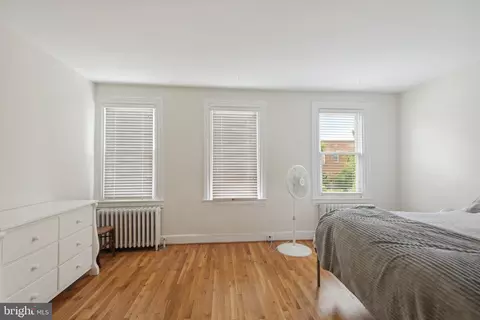 114 6th St SE, Washington, DC 20003 photo 27