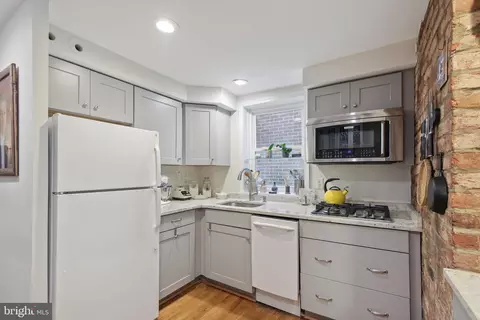 114 6th St SE, Washington, DC 20003 photo 14