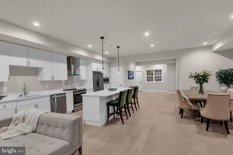 1621 V St SE, Washington, DC 20020 photo 11