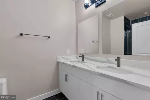 1621 V St SE, Washington, DC 20020 photo 26