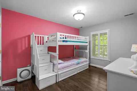 2317 37th St NW, Washington, DC 20007 photo 17