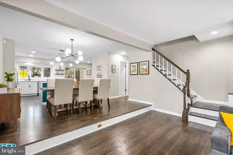 2317 37th St NW, Washington, DC 20007 photo 4