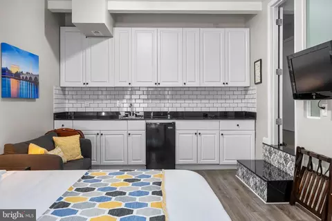 2317 37th St NW, Washington, DC 20007 photo 24
