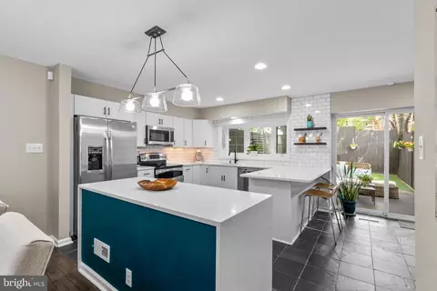 2317 37th St NW, Washington, DC 20007 photo 7