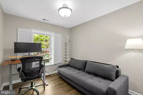 2317 37th St NW, Washington, DC 20007 photo 18