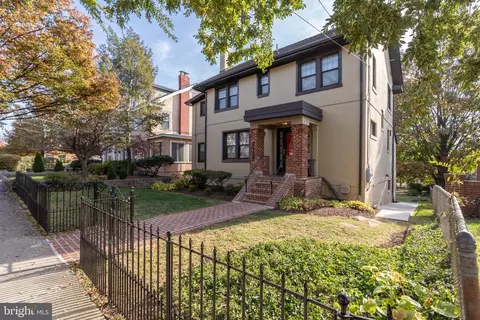 7317 Alaska Ave NW, Washington, DC 20012