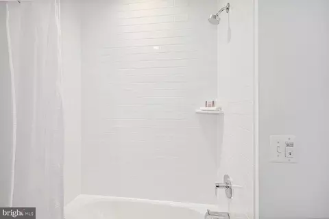 313 Riggs Rd NE #BARNETT 83, Washington, DC 20011 photo 10