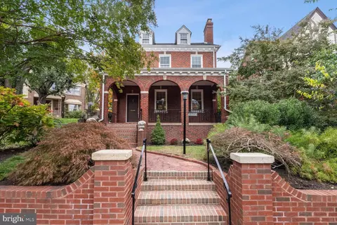 7527 12th St NW, Washington, DC 20012
