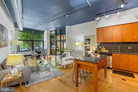 2301 Champlain St NW #101, Washington, DC 20009