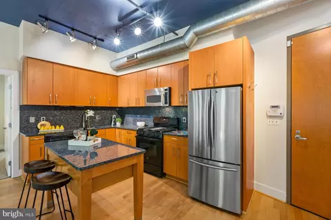 2301 Champlain St NW #101, Washington, DC 20009 photo 6