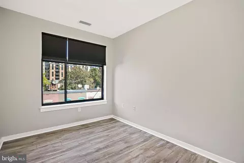 911 2nd St NE #305, Washington, DC 20002 photo 11