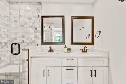 1215 Oates St NE, Washington, DC 20002 photo 19