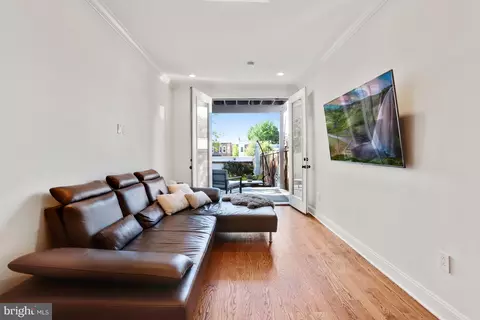 1215 Oates St NE, Washington, DC 20002 photo 13
