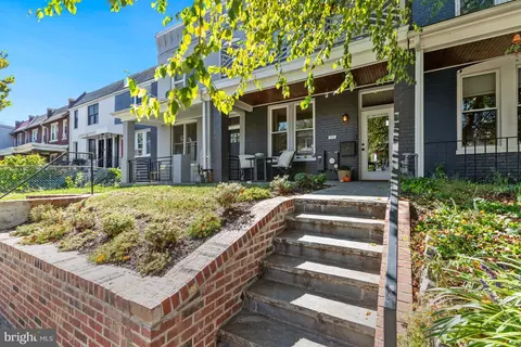 1215 Oates St NE, Washington, DC 20002