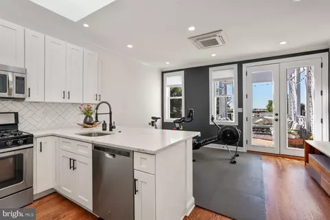 1215 Oates St NE, Washington, DC 20002 photo 28