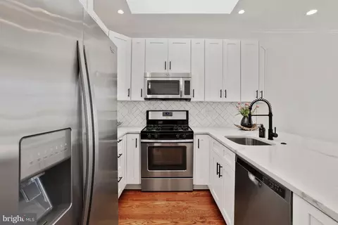 1215 Oates St NE, Washington, DC 20002 photo 30