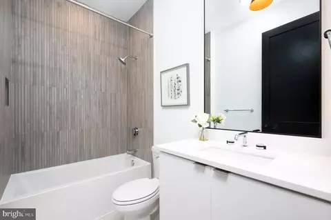 1719 T St NW #2, Washington, DC 20009 photo 18