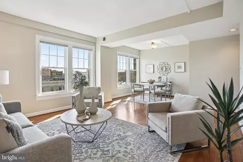 1724 17th St NW #74, Washington, DC 20009