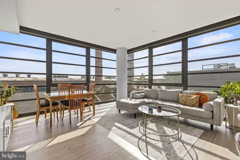 1300 4th St SE #812, Washington, DC 20003