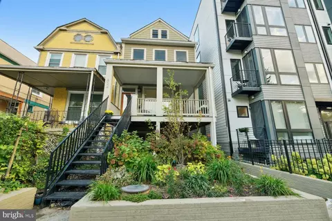 834 Varnum St NW #2, Washington, DC 20011