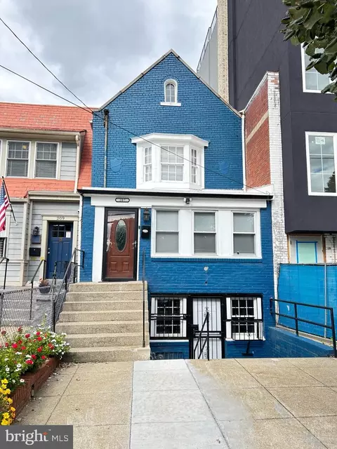 207 Kennedy St NW, Washington, DC 20011