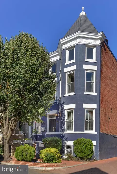 1745 Willard St NW, Washington, DC 20009