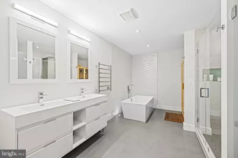 3722 R St NW, Washington, DC 20007 photo 24