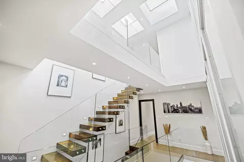 3722 R St NW, Washington, DC 20007 photo 44