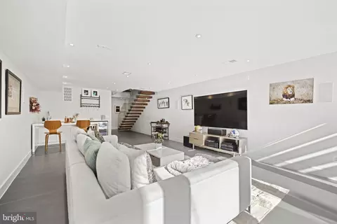 3722 R St NW, Washington, DC 20007 photo 59