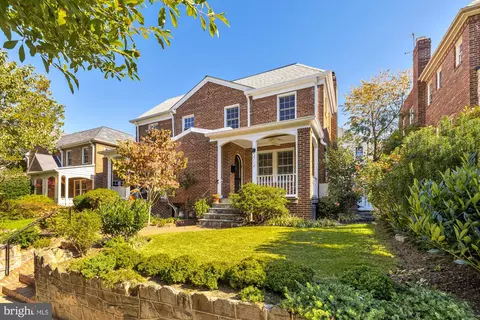 2712 Cortland Pl NW, Washington, DC 20008