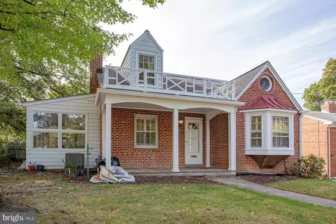 2021 36th St SE, Washington, DC 20020