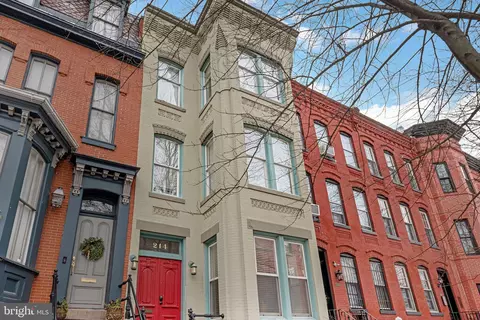 214 4th St SE, Washington, DC 20003 photo 56