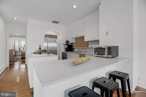 214 4th St SE, Washington, DC 20003 photo 10