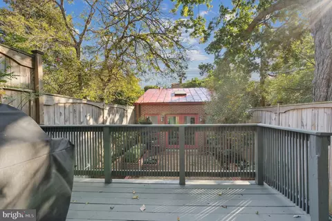214 4th St SE, Washington, DC 20003 photo 16