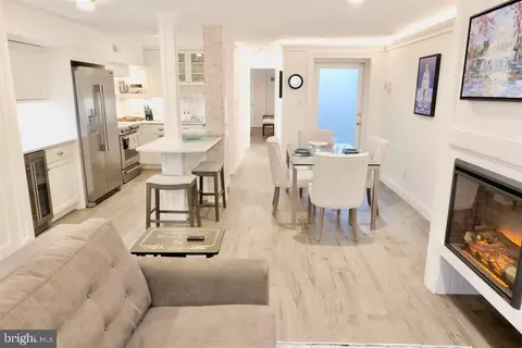 214 4th St SE, Washington, DC 20003 photo 50