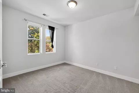 2 17th St SE #201, Washington, DC 20003 photo 21
