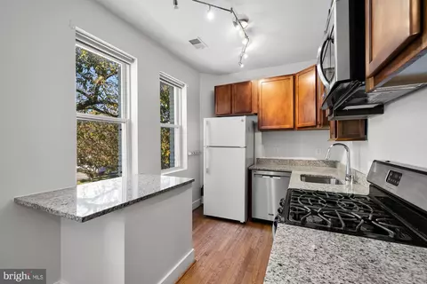 2 17th St SE #201, Washington, DC 20003 photo 13