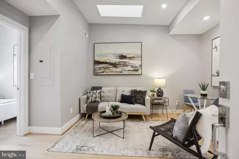833 19th St NE #3, Washington, DC 20002 photo 5