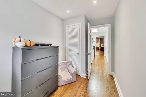 416 SE 4th St SE, Washington, DC 20003 photo 32
