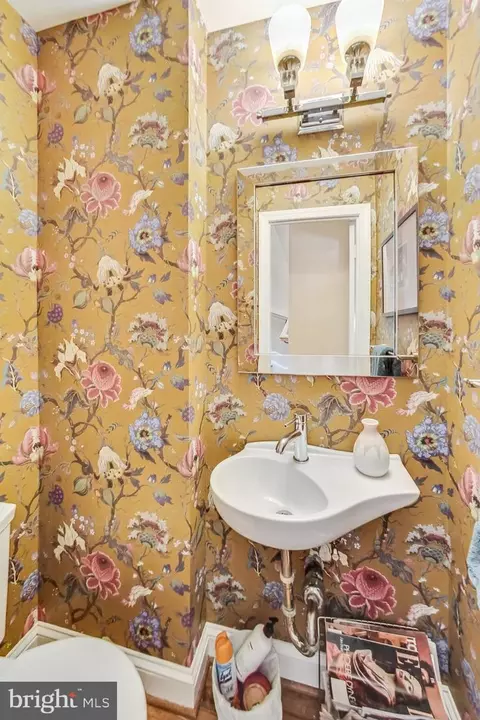416 SE 4th St SE, Washington, DC 20003 photo 22